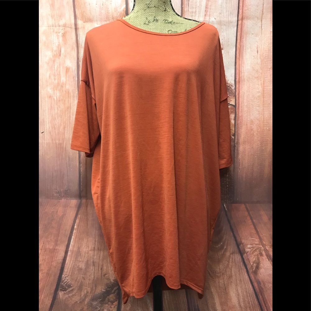 LulaRoe size medium rusty orange top